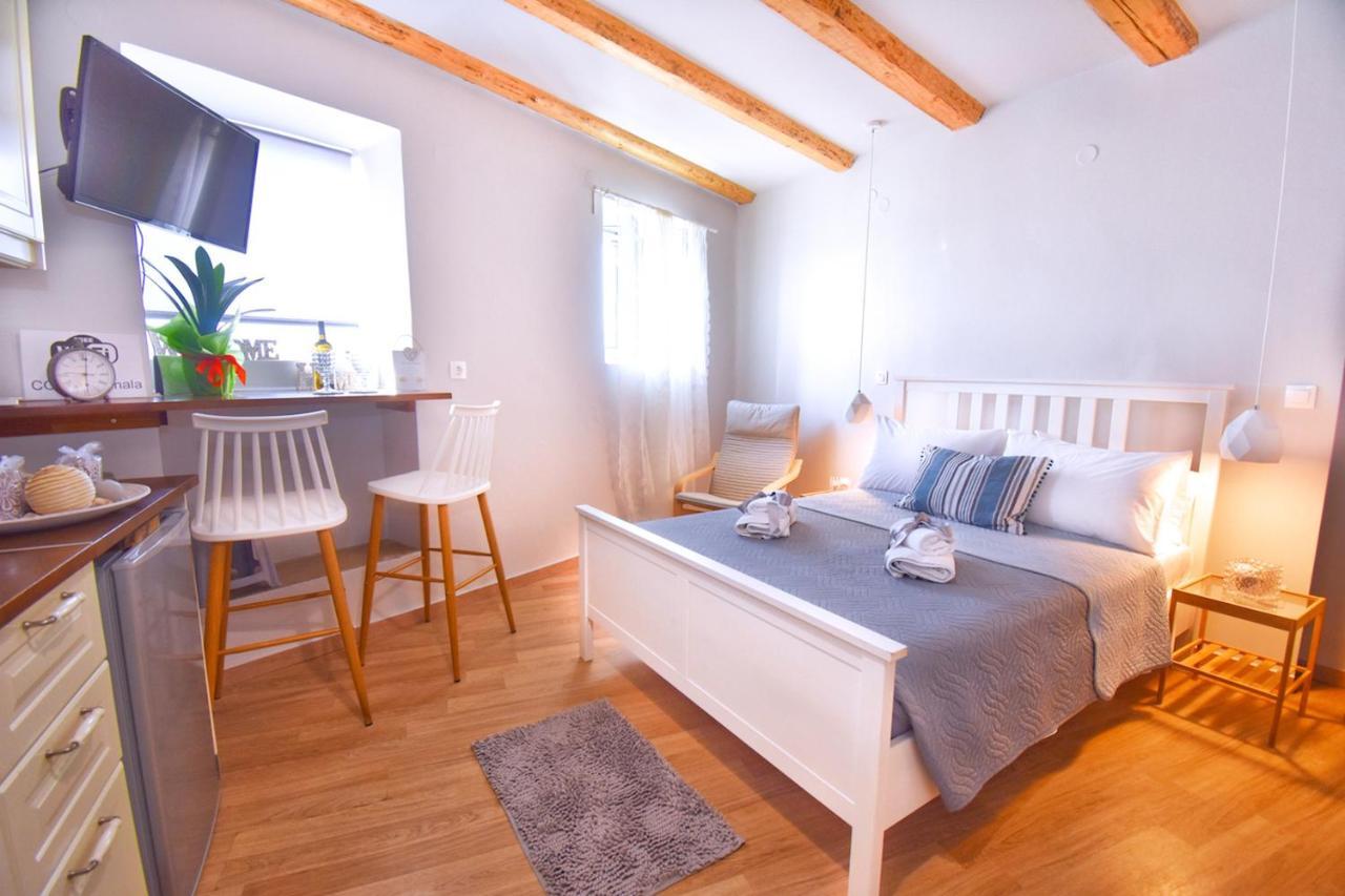 Mouragia Seaside Ground Floor Studio Corfu (city) Exterior foto